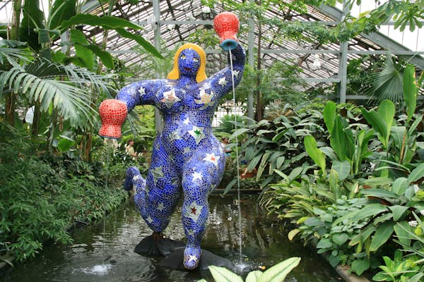 Garfield Park Conservatory Chicago Thomas Barrat shutterstock 3601628 RFE